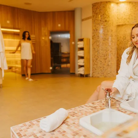 Kulturhotel Fuerst Pueckler Park Отель 4*