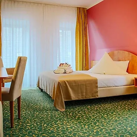 Kulturhotel Fuerst Pueckler Park 4* Бад-Мускау