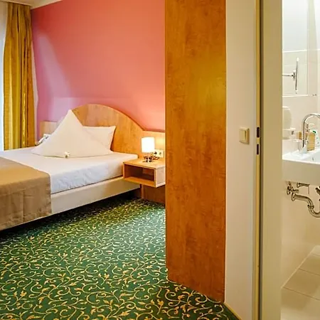 Kulturhotel Fuerst Pueckler Park