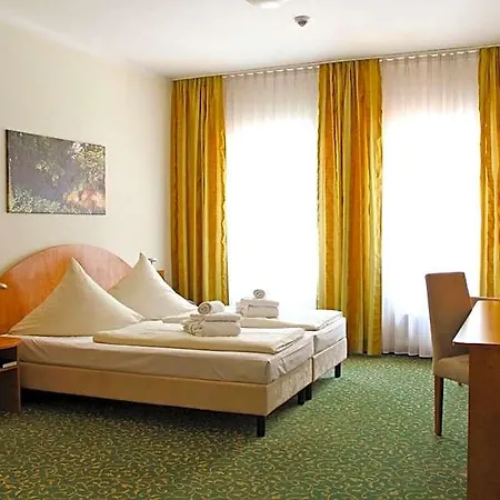 Kulturhotel Fuerst Pueckler Park Бад-Мускау