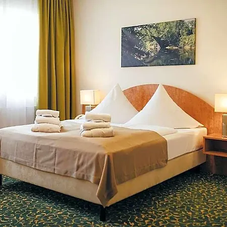 Отель Kulturhotel Fuerst Pueckler Park