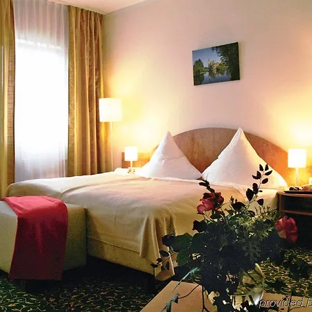 Hotel Kulturhotel Fürst Pückler Park 4*
