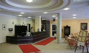 Kulturhotel Fuerst Pueckler Park Mużaków