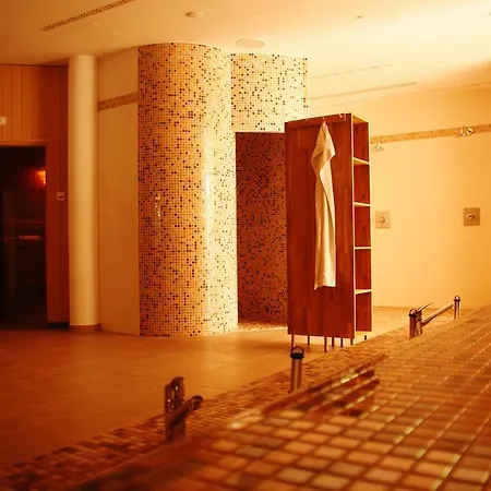Отель Kulturhotel Fuerst Pueckler Park Бад-Мускау